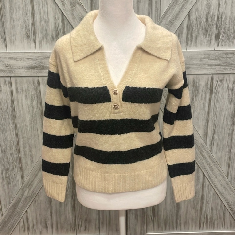 Heartloom sweater xs